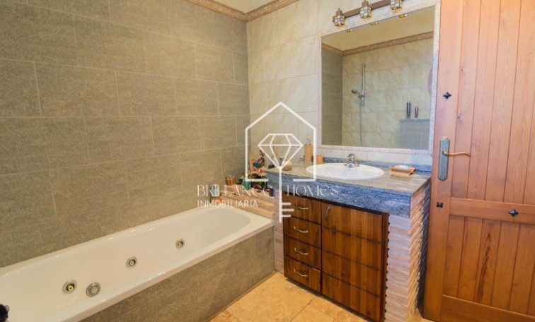 Sale - detached house - Redován