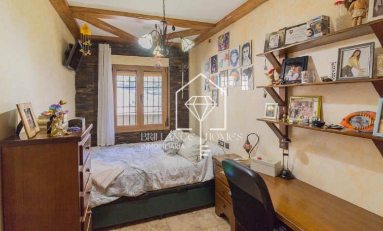 Sale - detached house - Redován