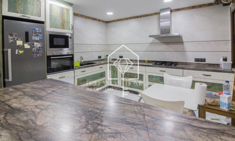 Sale - detached house - Redován