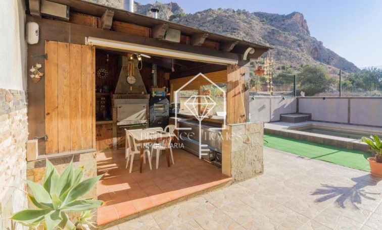 Sale - detached house - Redován