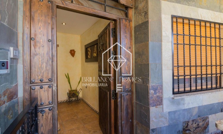 Sale - detached house - Redován