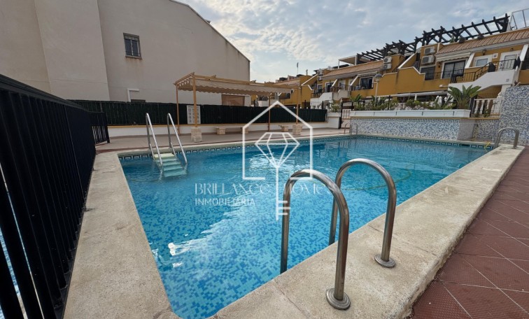 Sprzedaż - Bungalows Planta Baja - Los Arenales del Sol - Arenales