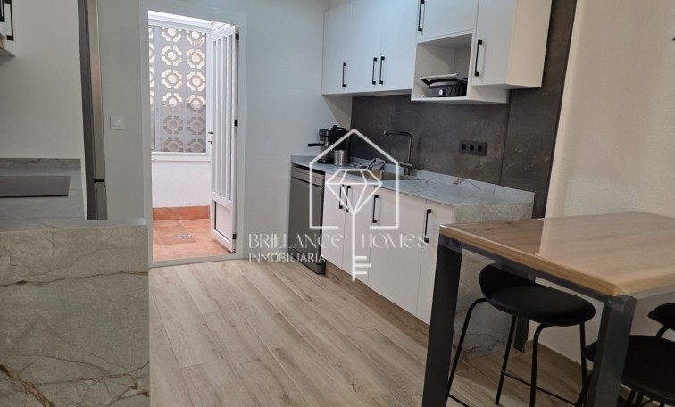 Sprzedaż - Bungalows Planta Baja - Los Arenales del Sol - Arenales
