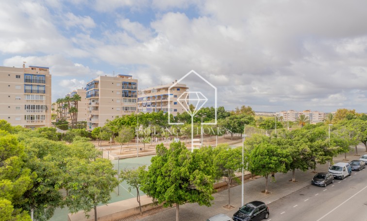 Segunda mano - 1. Apartment / flat - Los Arenales del Sol - Arenales