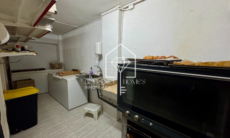 Segunda mano - Local comercial - Los Arenales del Sol - Arenales