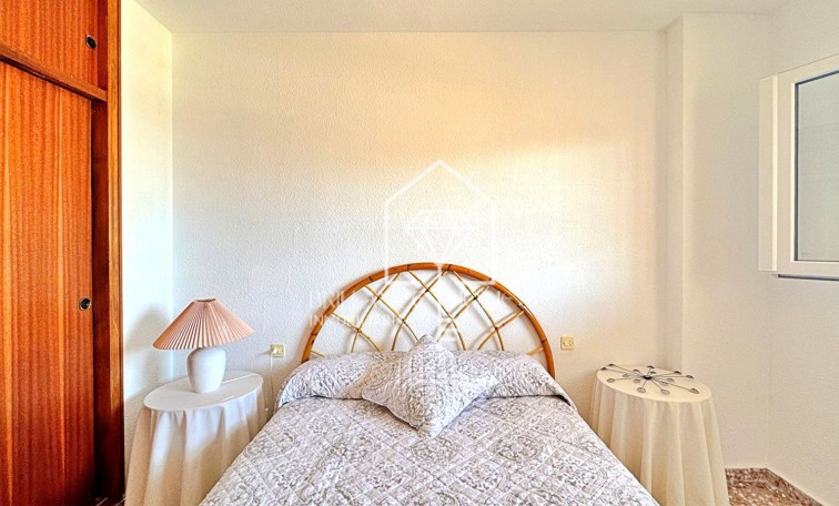 Segunda mano - Apartment - Torrevieja - Rocio del Mar