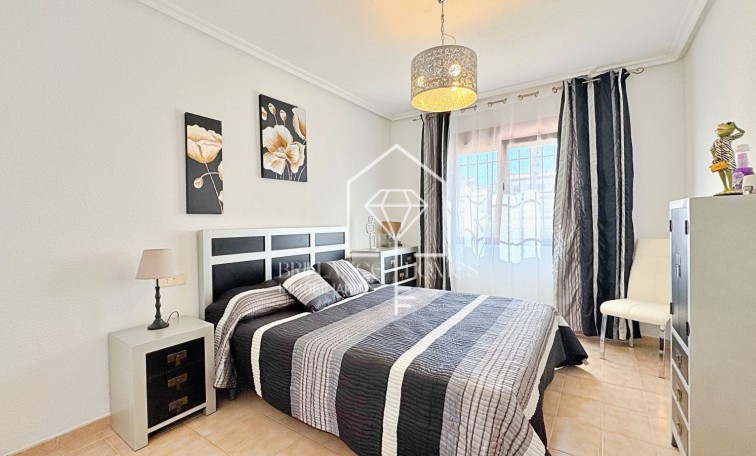 Segunda mano - Apartment - Torrevieja - Rocio del Mar