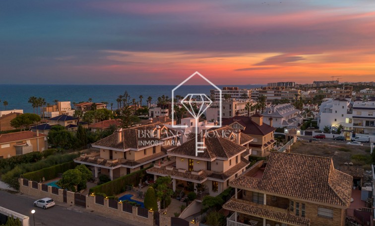 Segunda mano - Villa - Torrevieja - La Veleta