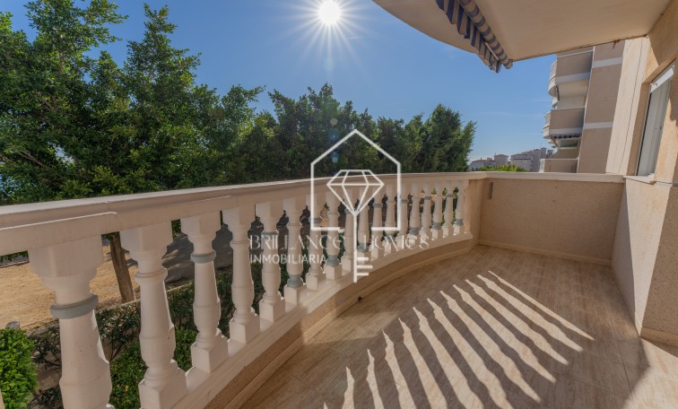 Segunda mano - Apartamento / piso - Los Arenales del Sol - Arenales