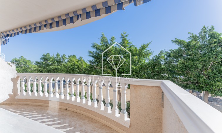 Segunda mano - Apartamento / piso - Los Arenales del Sol - Arenales