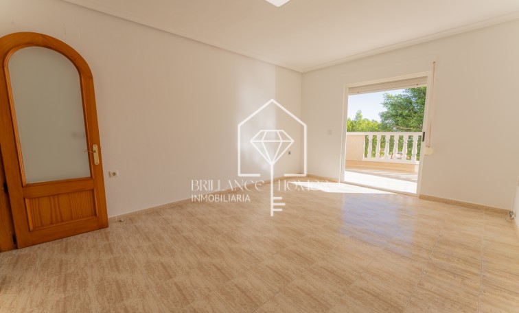 Segunda mano - Apartamento / piso - Los Arenales del Sol - Arenales