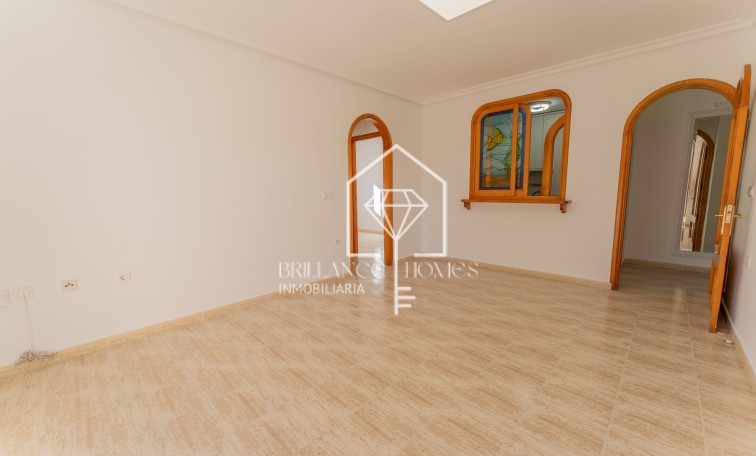 Segunda mano - Apartamento / piso - Los Arenales del Sol - Arenales