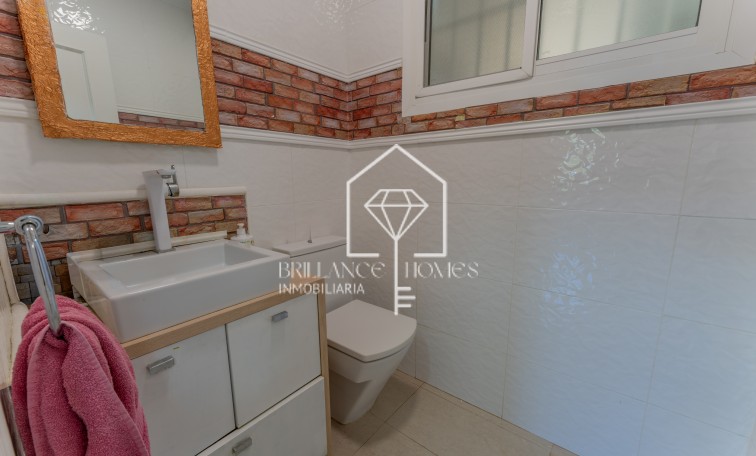 Segunda mano - Chalet - Los Arenales del Sol - Arenales