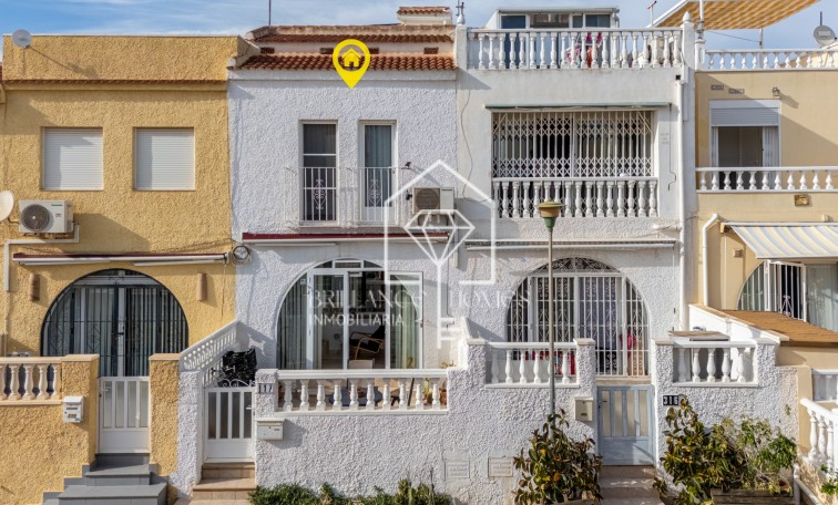 Segunda mano - Terraced house / Townhouse - Torrevieja - La Siesta