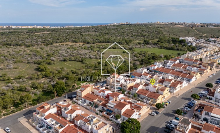 Segunda mano - Terraced house / Townhouse - Torrevieja - La Siesta