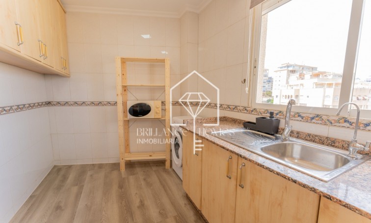 Segunda mano - Apartamento / piso - Los Arenales del Sol - Arenales