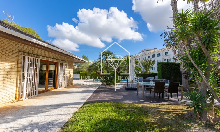 Revente - Villa - Orihuela Costa - Las Filipinas