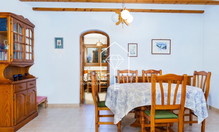 Sale - Villa - Jávea
