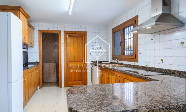 Sale - Villa - Jávea