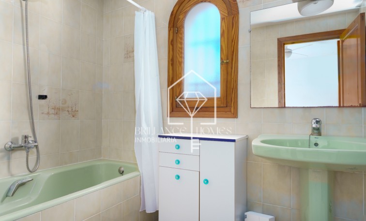 Sale - Villa - Jávea