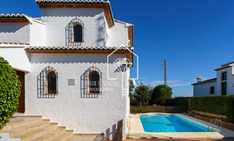 Sale - Villa - Jávea
