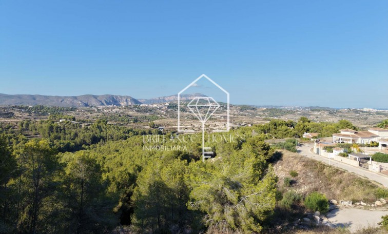 Revente - Plot - Moraira