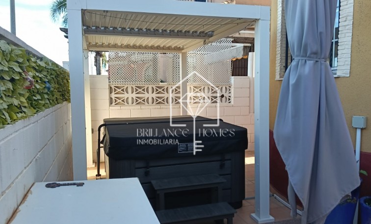 Sprzedaż - House - Detached Villa (4) - Los Montesinos - La Herrada