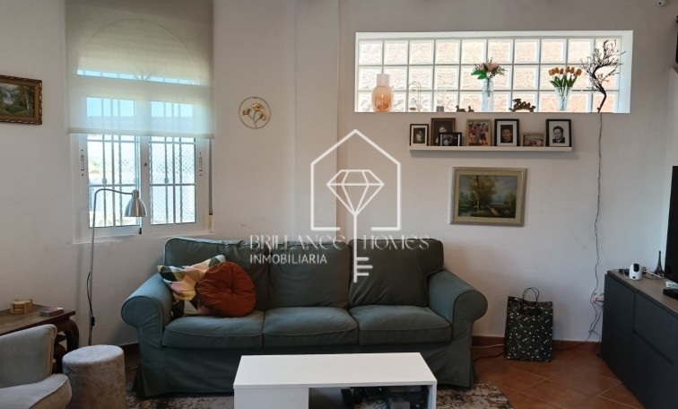 Sprzedaż - House - Detached Villa (4) - Los Montesinos - La Herrada