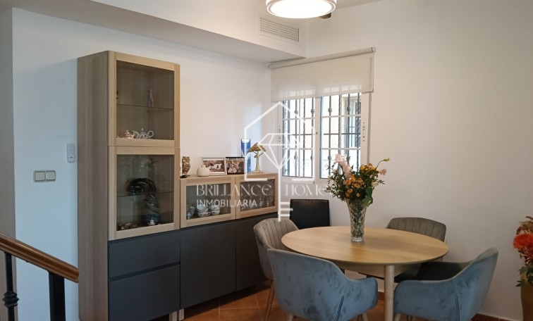 Sprzedaż - House - Detached Villa (4) - Los Montesinos - La Herrada