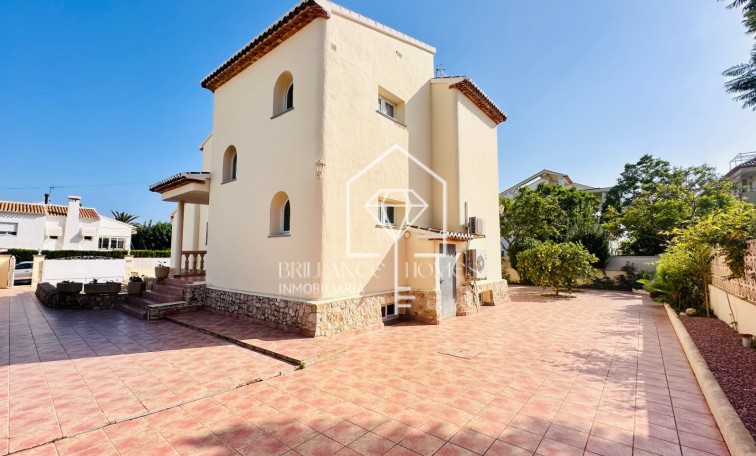 Wynajem długoterminowy - Willa - Jávea