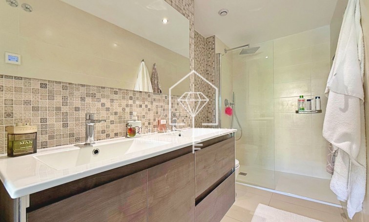 Segunda mano - Apartment - Torrevieja - Punta Prima