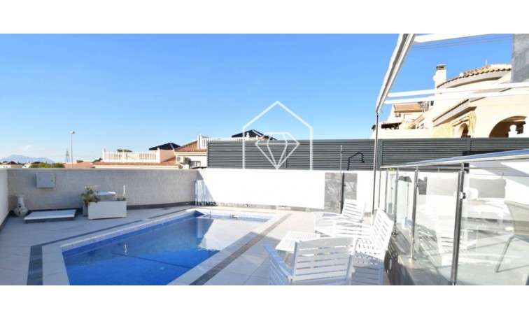 Obra nueva - Detached chalet - Ciudad Quesada