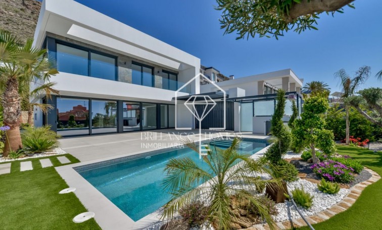 New Build - Detached chalet - Finestrat