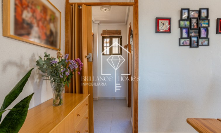 Resale - Apartment flat - Torrevieja - La Siesta