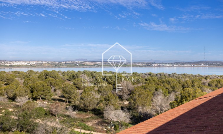 Resale - Apartment flat - Torrevieja - La Siesta