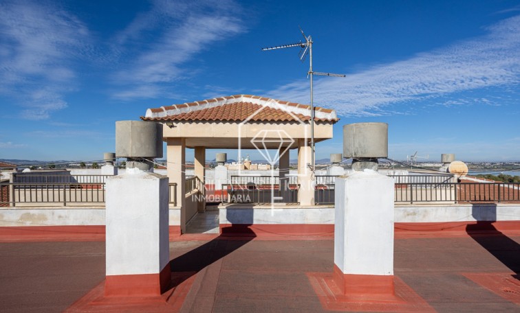 Resale - Apartment flat - Torrevieja - La Siesta