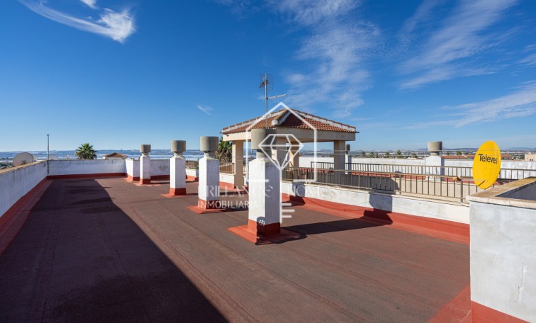 Resale - Apartment flat - Torrevieja - La Siesta
