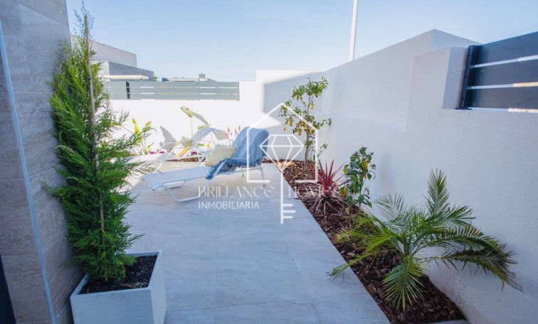 Obra nueva - Detached chalet - Los Montesinos - 03187