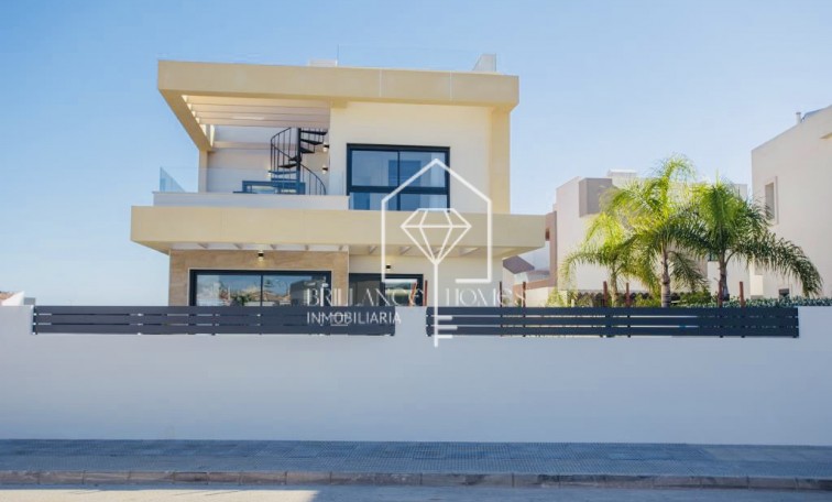 Obra nueva - Detached chalet - Los Montesinos - 03187
