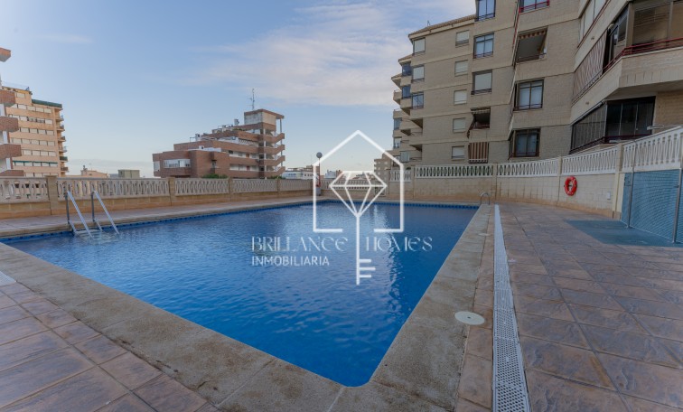 Segunda mano - Apartamento / piso - Los Arenales del Sol - Arenales
