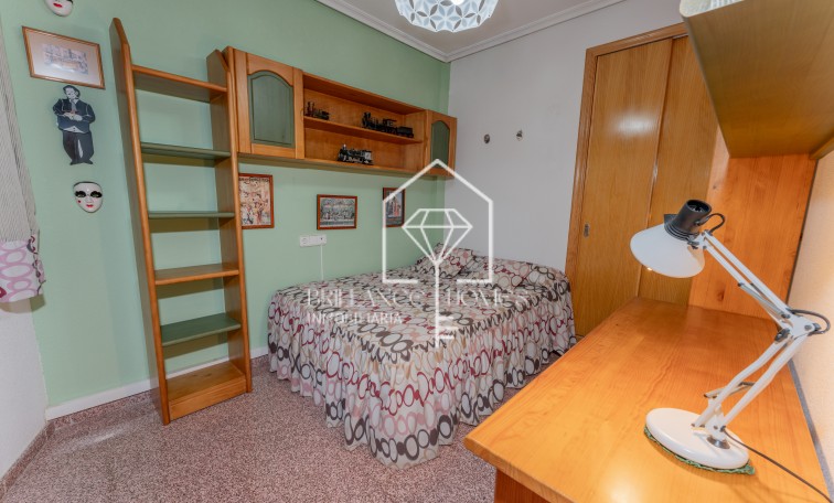 Segunda mano - Apartamento / piso - Los Arenales del Sol - Arenales