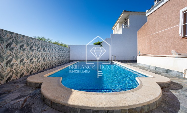 Revente - Detached villa - Torrevieja - Urbanización San Luis