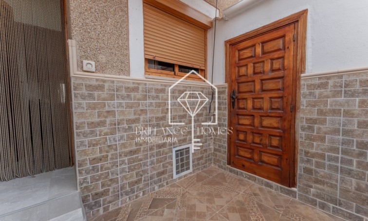 Resale - Bungalow - Los Arenales del Sol - Arenales