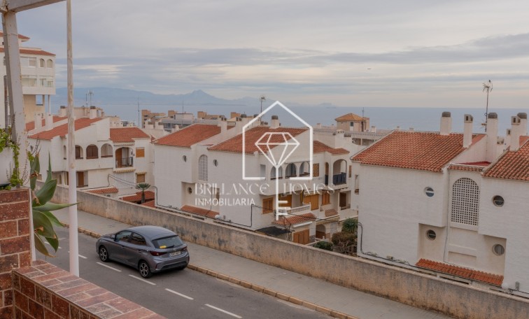 Resale - Bungalow - Los Arenales del Sol - Arenales