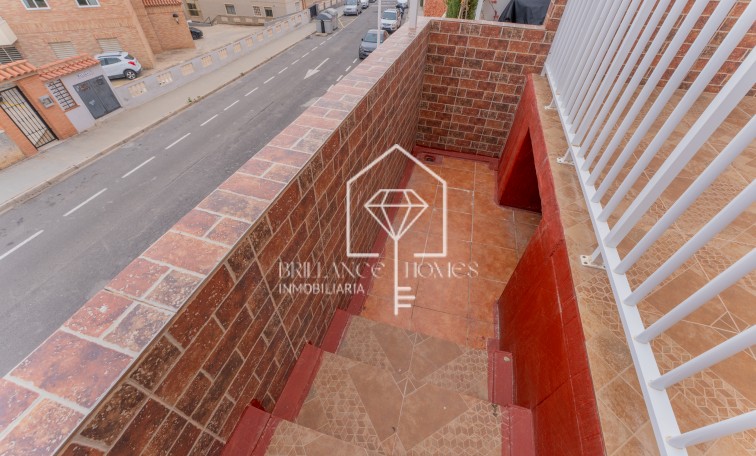 Resale - Bungalow - Los Arenales del Sol - Arenales