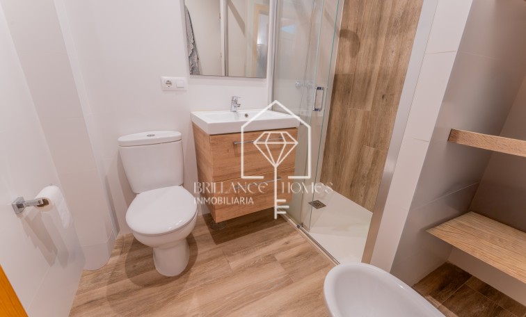 Resale - Bungalow - Los Arenales del Sol - Arenales