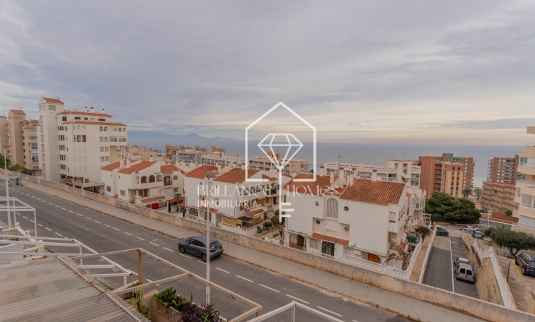 Resale - Bungalow - Los Arenales del Sol - Arenales