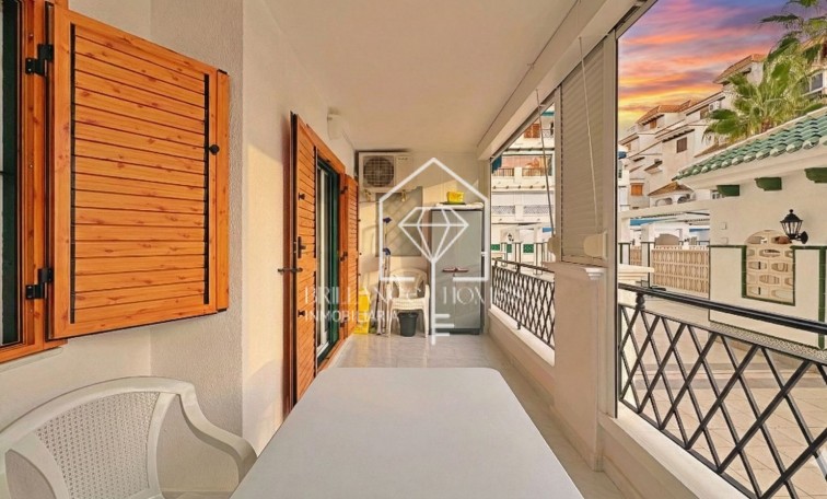Segunda mano - Apartment - Torrevieja - La Mata