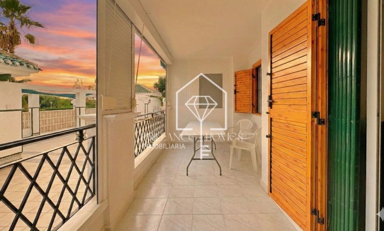 Segunda mano - Apartment - Torrevieja - La Mata