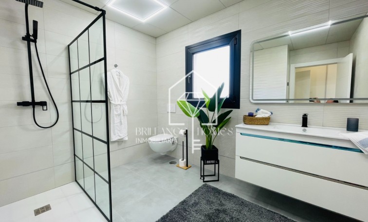 Obra nueva - Villas - Torrevieja - 03183